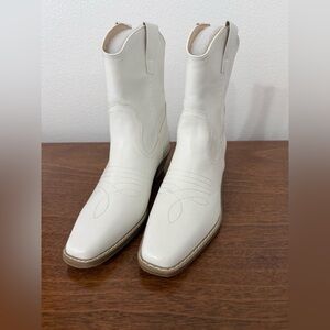 Women's White Western Boots